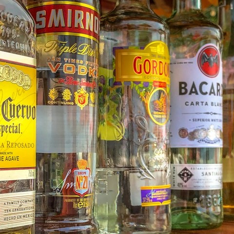 Unsplash.LiquorStore