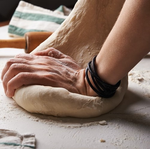 Unsplash.PizzaDough