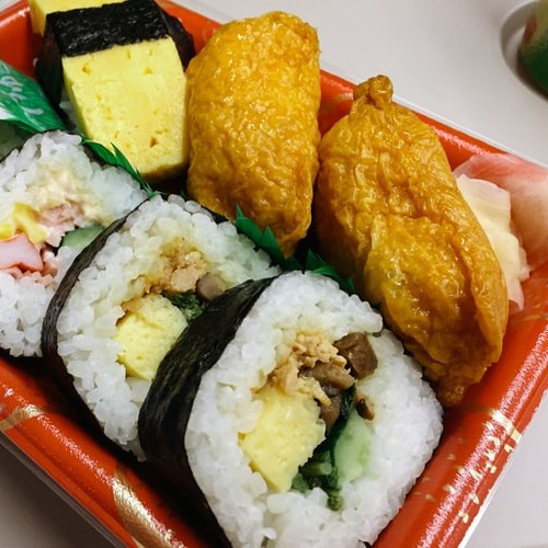 Unsplash.SushiDish